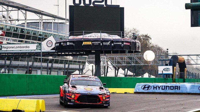 WRC, Rally Monza: Sordo chiude in testa la prima tappa