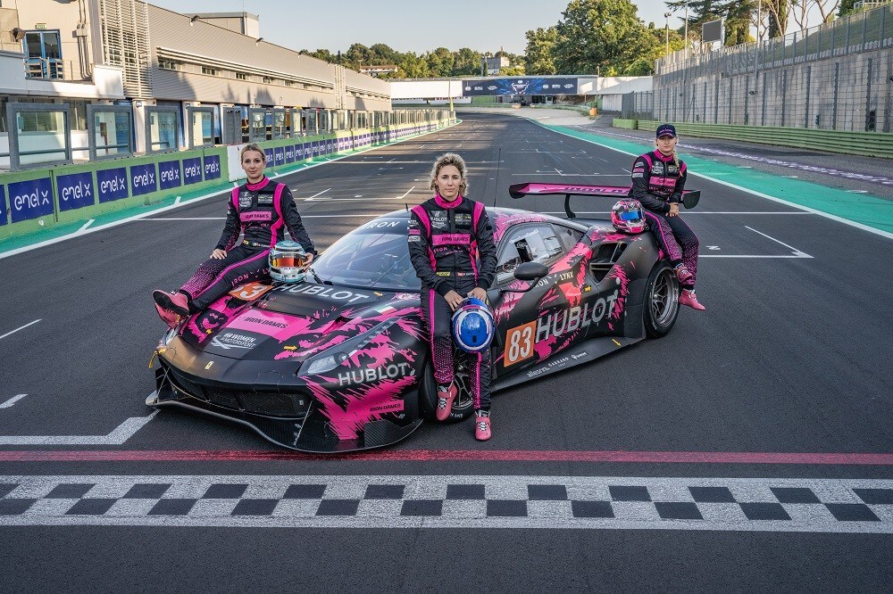 Racing Beyond Limits, la web series che racconta la storia delle Iron Dames