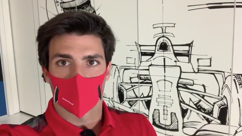 Ferrari, Sainz saluta tutti da Maranello: cominciato il lavoro al simulatore