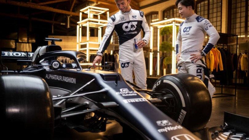 AlphaTauri AT02 con Gasly e Tsunoda
