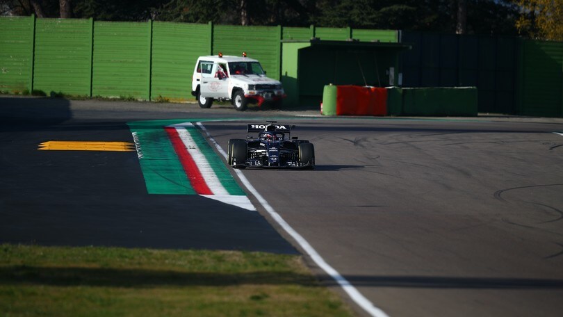 AlphaTauri, filming day a Imola con la AT02