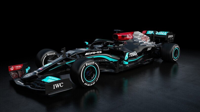 Mercedes W12, ecco la monoposto 2021 di Hamilton e Bottas