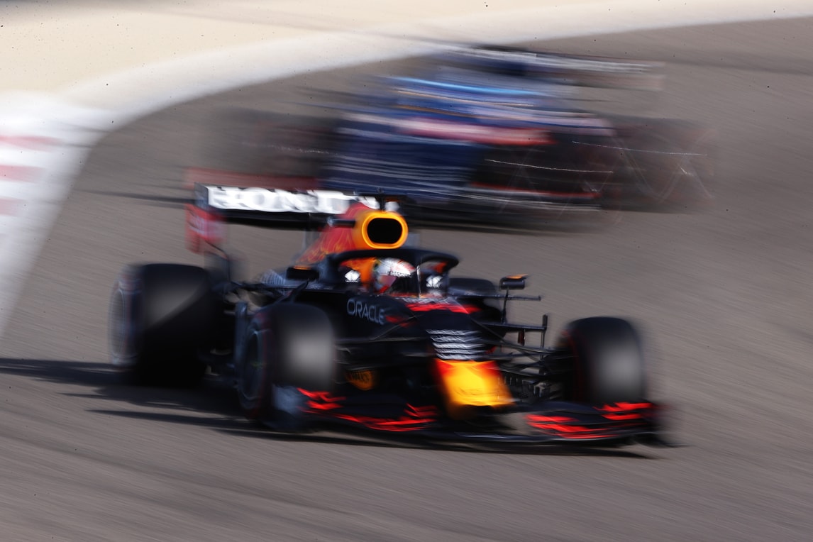 GP Bahrain, FP3: super Verstappen prenota la pole position