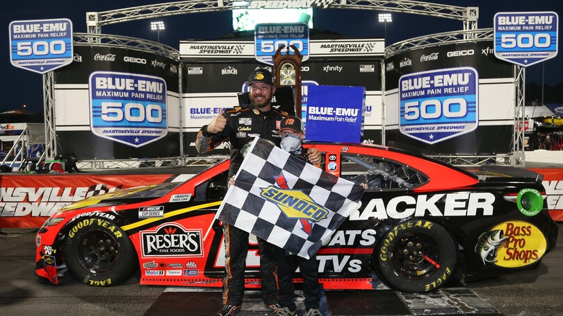 Nascar: a Martinsville Truex raddoppia