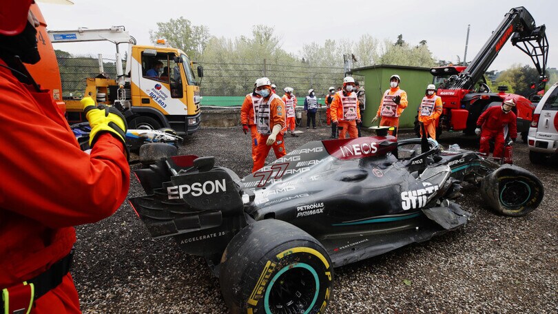 Incidente Bottas - Russell, che scintille tra i due