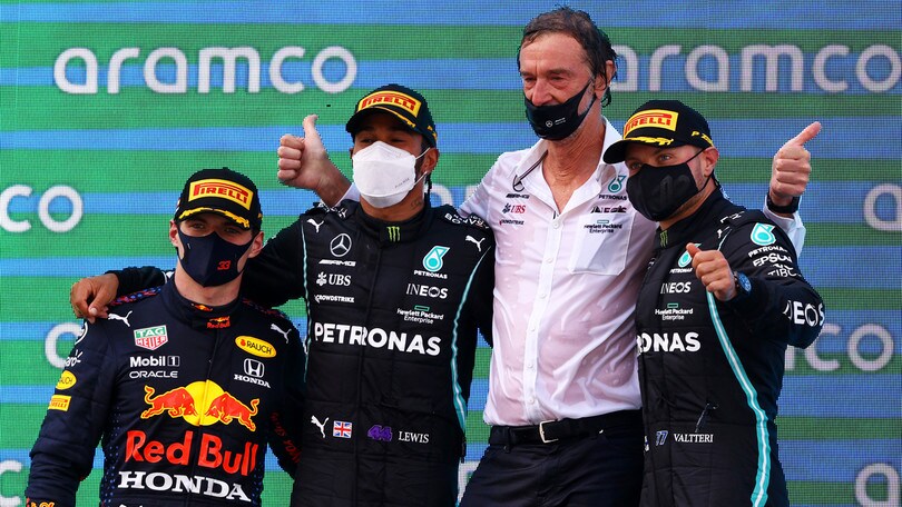 F1, Gp Spagna: Hamilton e il trionfo della strategia Mercedes