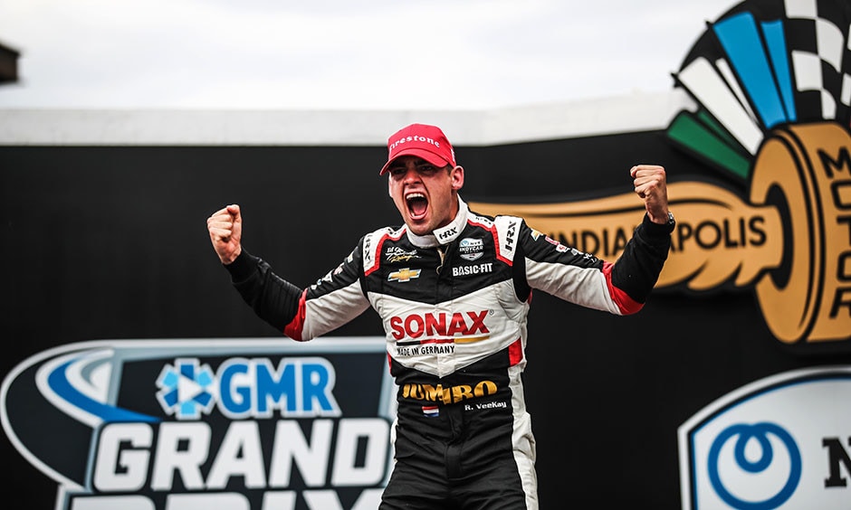 IndyCar: VeeKay spegne il sogno di Grosjean
