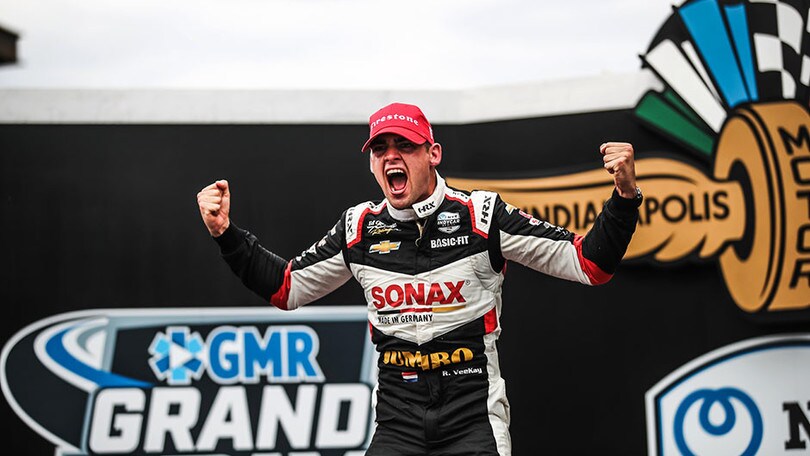 IndyCar: VeeKay spegne il sogno di Grosjean