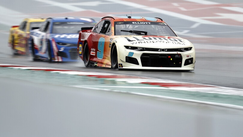 Nascar: Elliott inarrestabile sul bagnato a Austin