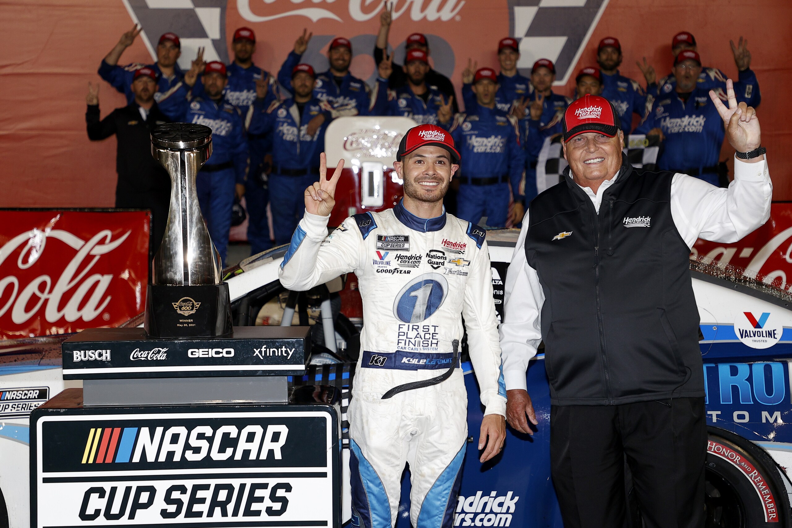 Nascar: Larson domina nella 600 miglia di Charlotte
