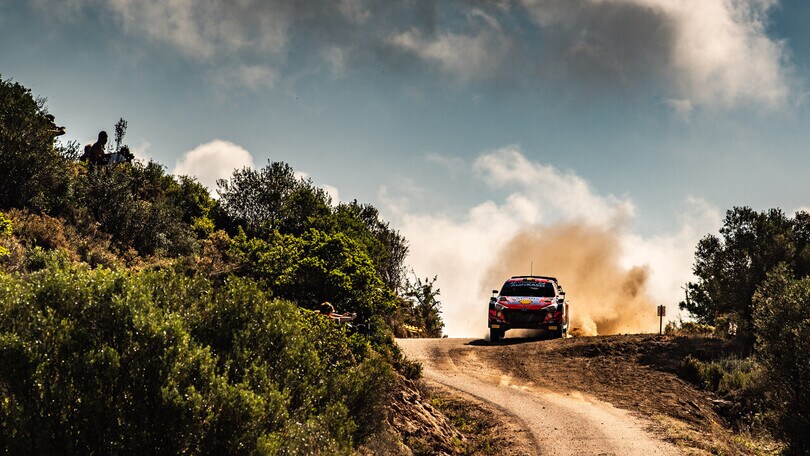 WRC, Rally Italia Sardegna: Neuville il più veloce nello shakedown