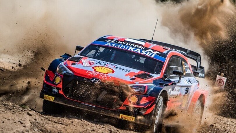 WRC, Rally Sardegna: Tanak, in testa dopo la prima tappa