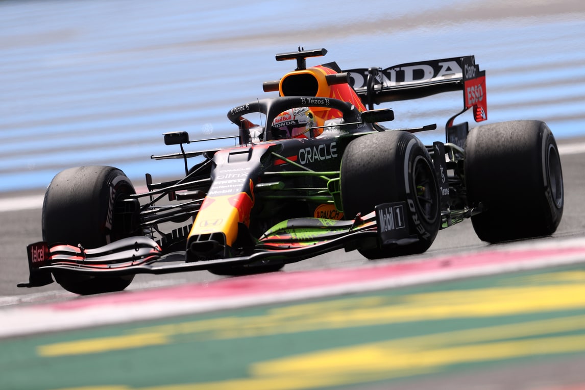Verstappen in pole nel GP di Francia: "E ora i punti persi a Baku!"