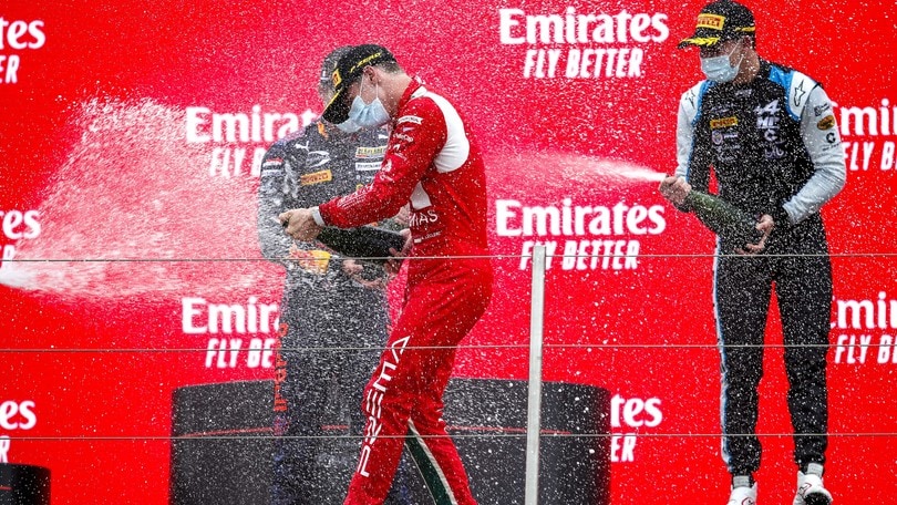 F3, Arthur Leclerc festeggia il primo trionfo e il podio in Francia