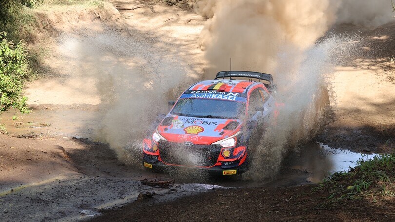 WRC, Rally Safari: Neuville resiste al comando