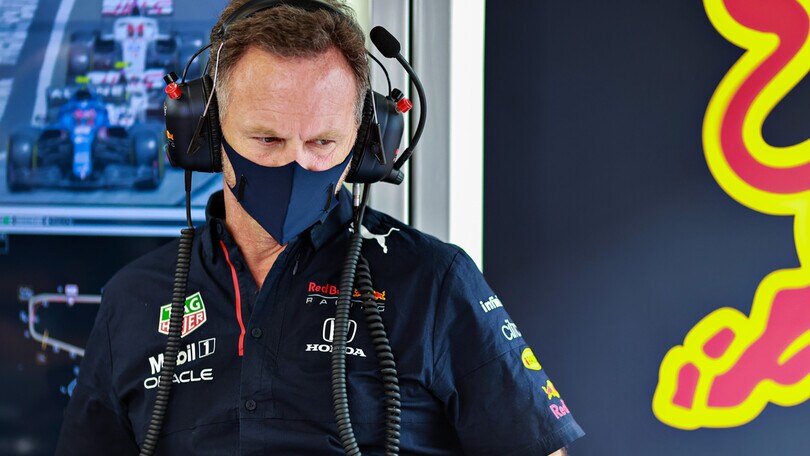 GP Stiria, Horner polemico: "La prossima direttiva tecnica mi dirà quando andare in bagno"