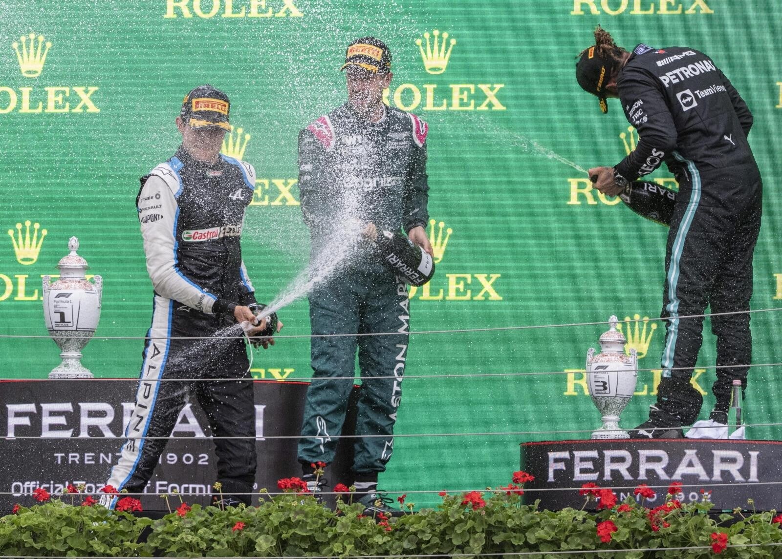 Mondiale F1, classifica Piloti: Hamilton torna al comando