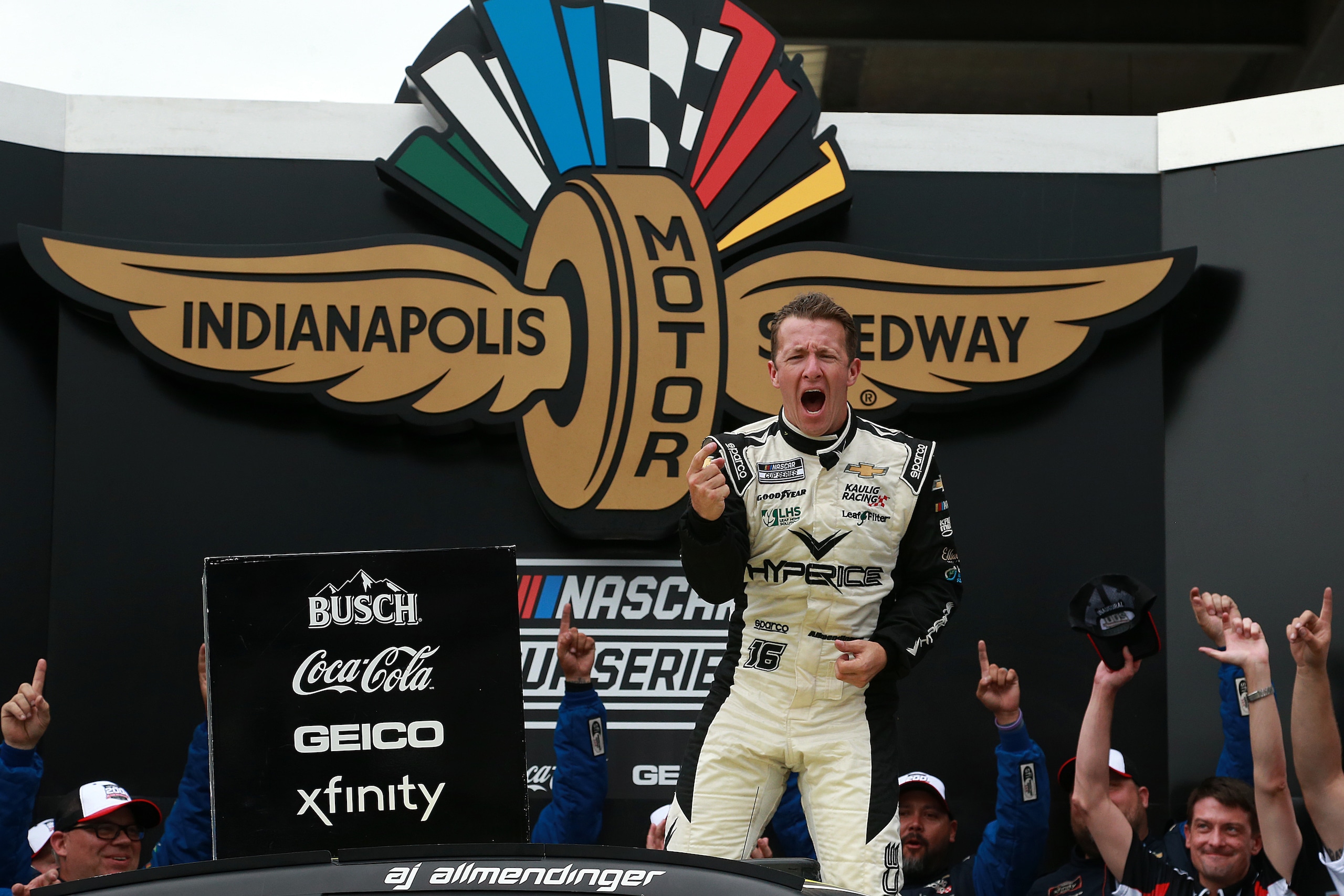 Nascar: sorpresa Allmendinger a Indianapolis