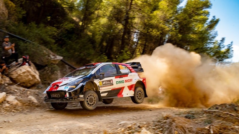 WRC, Rally Acropolis: Rovanpera balza al comando in Grecia