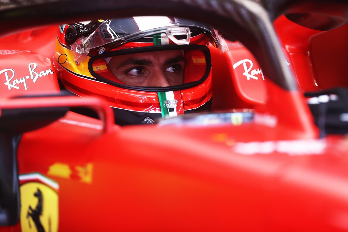 Sainz: "L'incidente è stata una botta forte: oggi pomeriggio ho mollato un po' il piede"