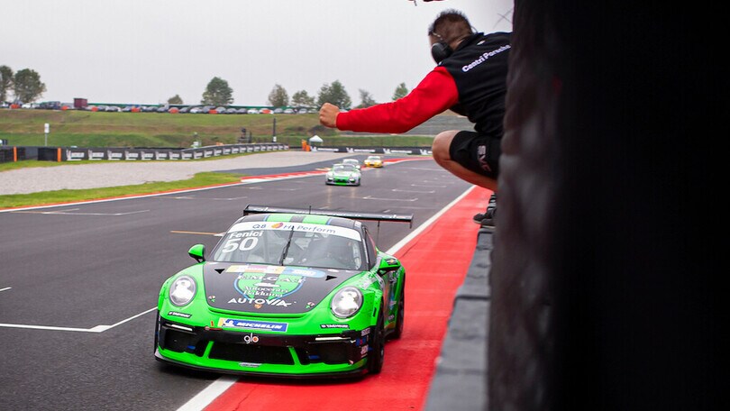 Fenici brinda con due vittorie in Carrera Cup a Franciacorta
