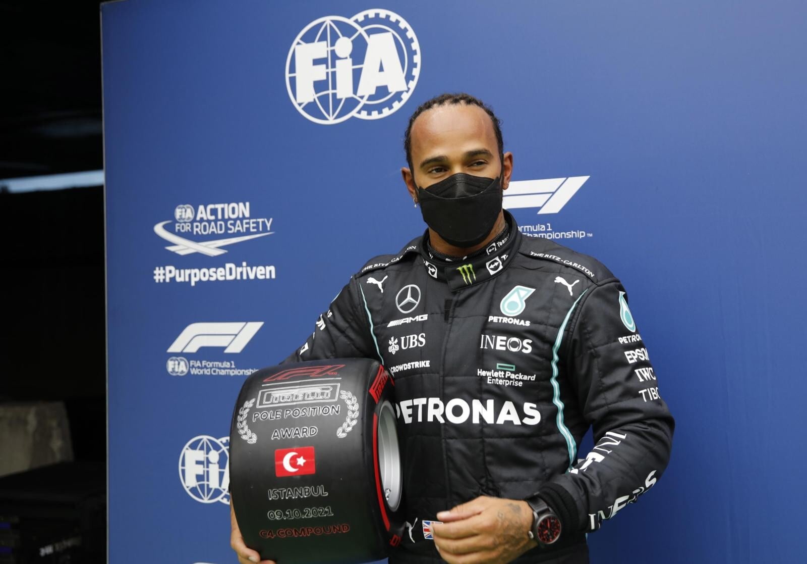 GP Turchia, Hamilton cauto sulle possibilità di rimonta: "Anche Verstappen ha faticato in Russia"