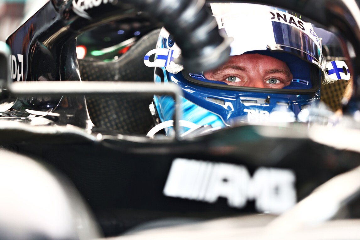 GP Qatar, FP3: dominano le Mercedes, problemi per la Red Bull
