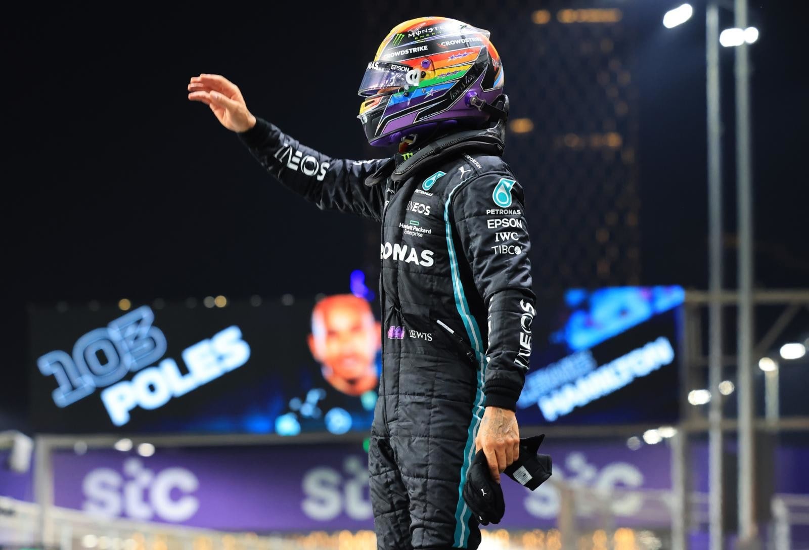 Qualifiche GP Arabia Saudita: Hamilton fa la pole 103, Max a muro. Leclerc 4°, Sainz ko in Q2