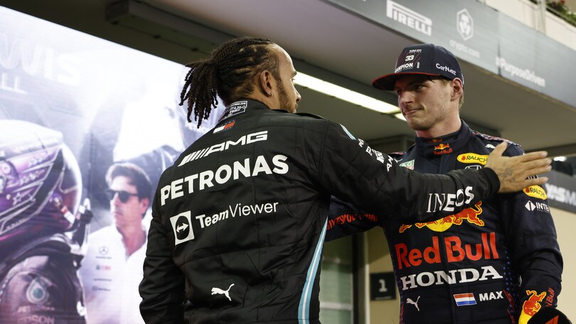 GP Abu Dhabi, Verstappen chiamato dai commissari FIA insieme ad Hamilton