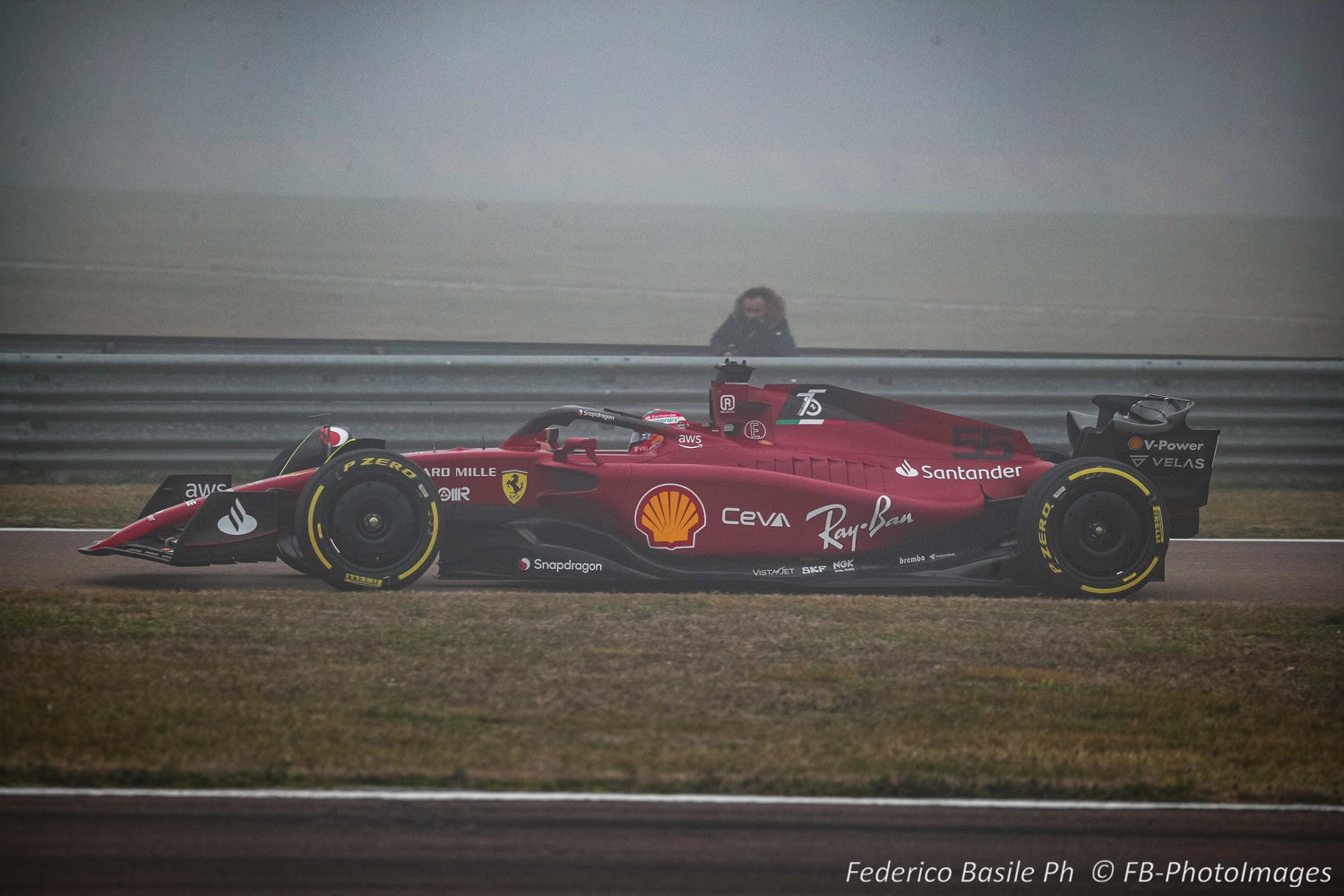 Fiorano, Sainz al volante della nuova Ferrari F1-75
