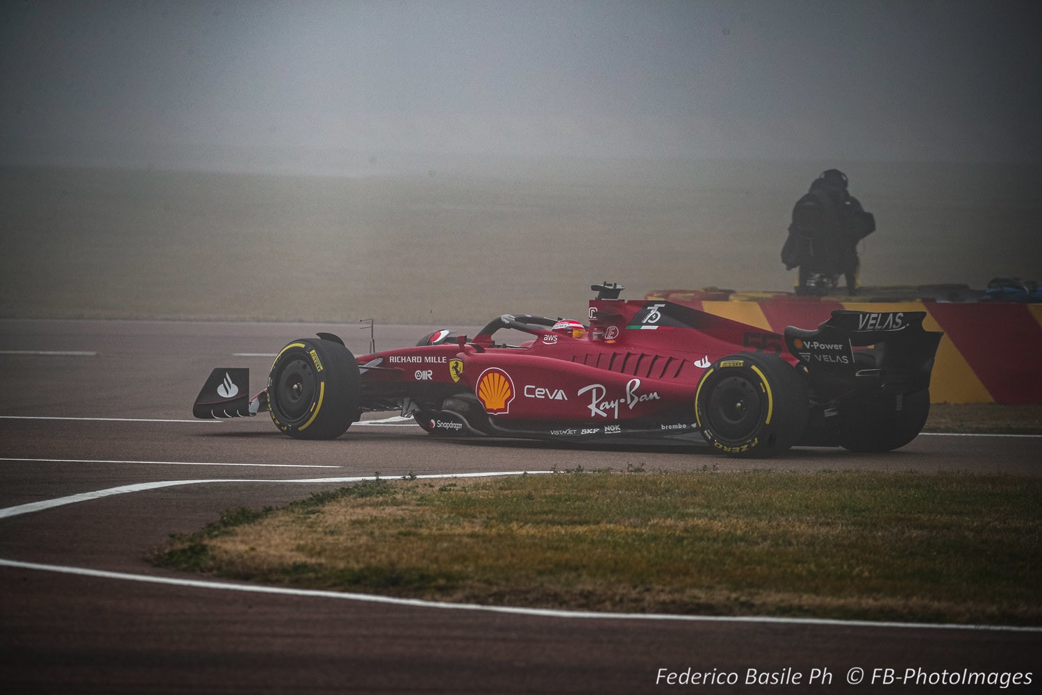 Fiorano, Sainz al volante della nuova Ferrari F1-75
