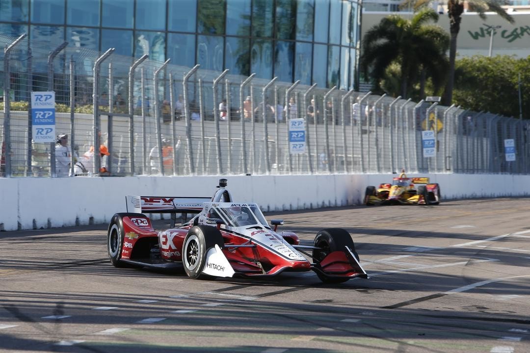 IndyCar: gran pole a sorpresa di McLaughlin