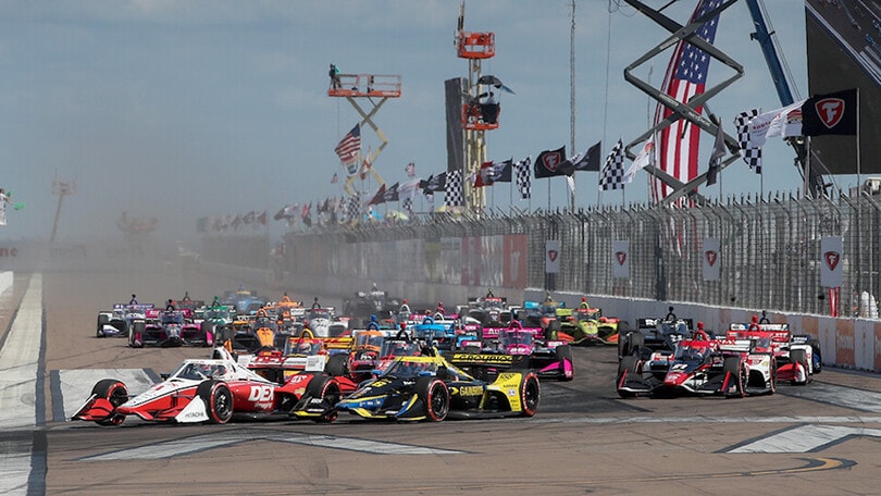 Indycar, il motore ibrido slitta al 2024