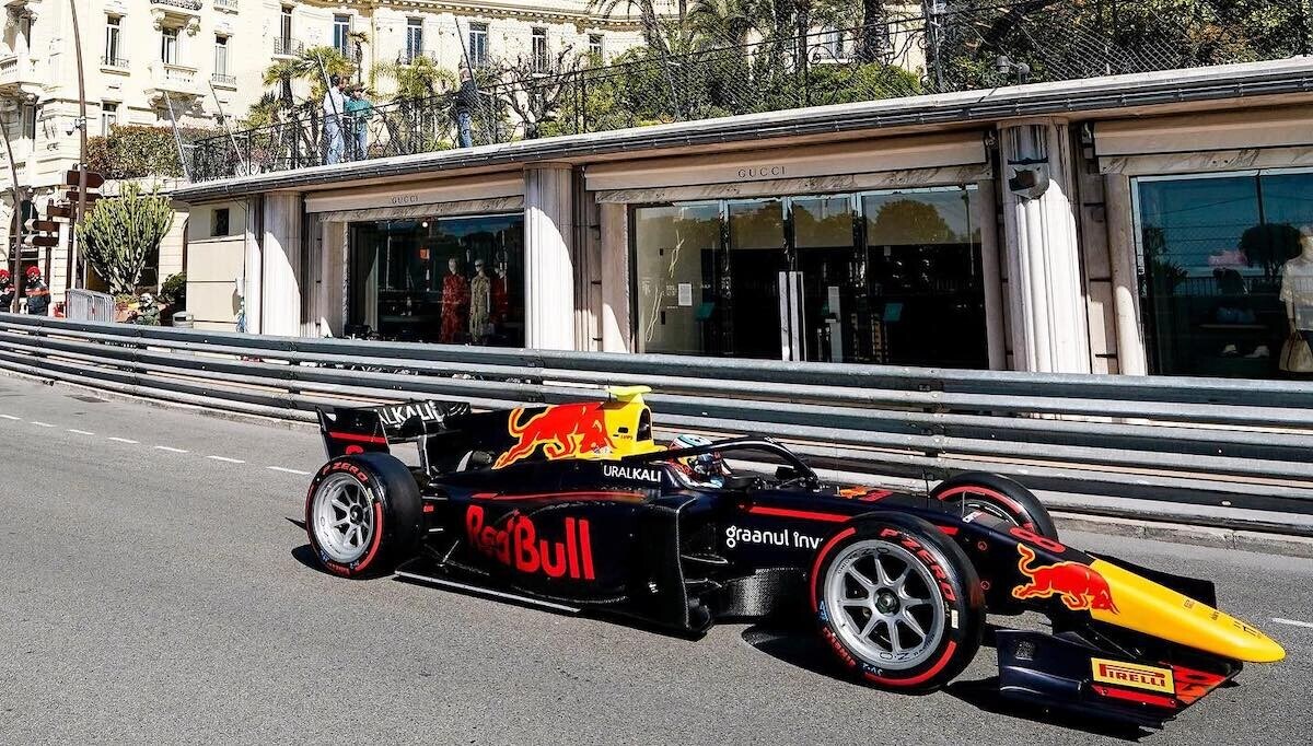 Formula 2, Hitech GP scarica Uralkali per la guerra in Ucraina