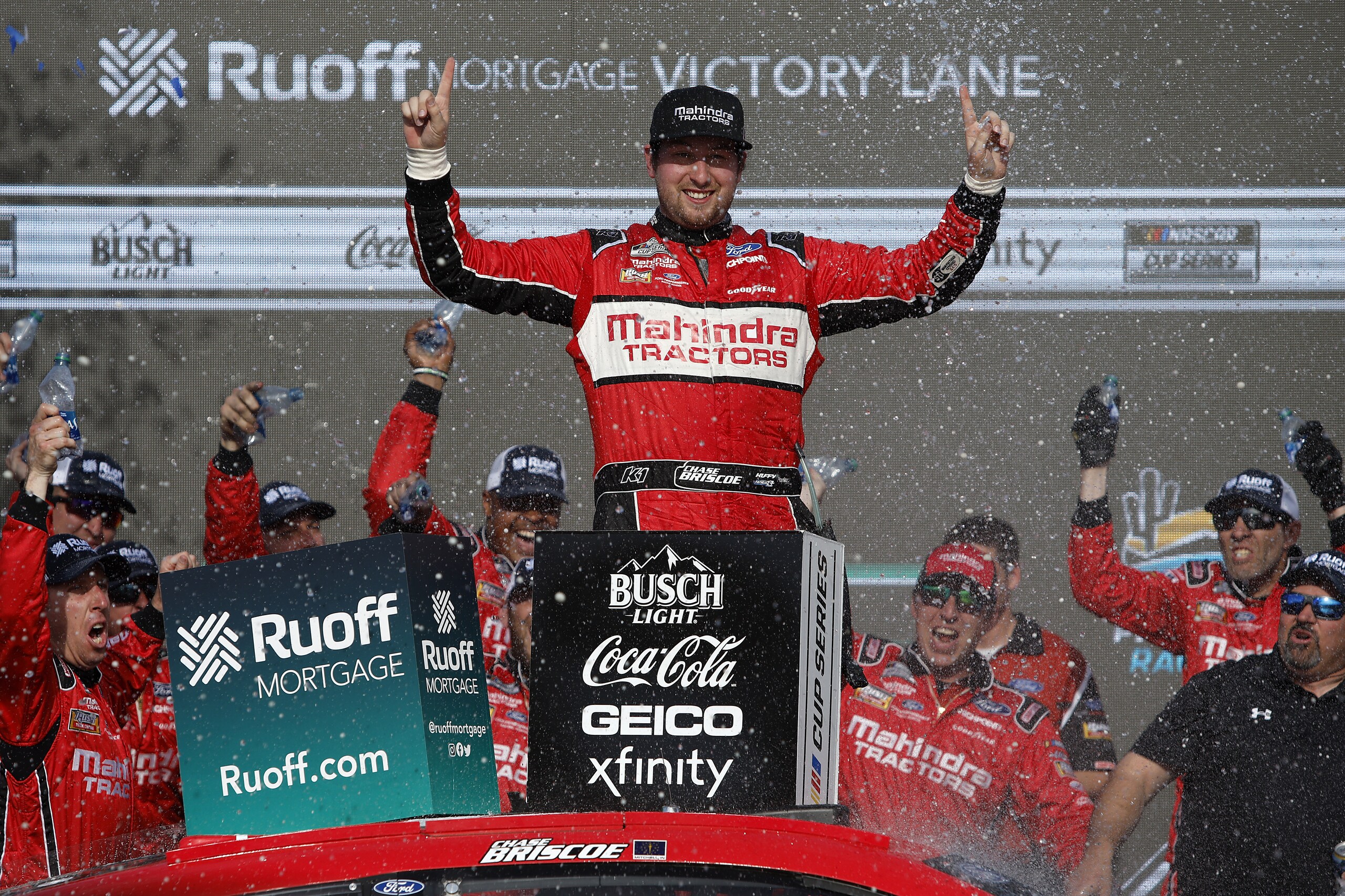 Nascar: prima vittoria per Chase Briscoe a Phoenix