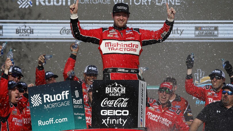 Nascar: prima vittoria per Chase Briscoe a Phoenix