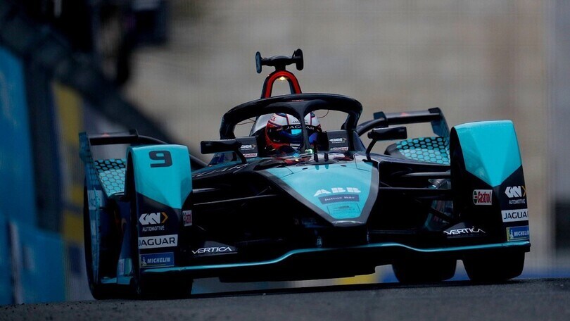 ePrix Roma, è super Evans in gara-1: domina su Jaguar