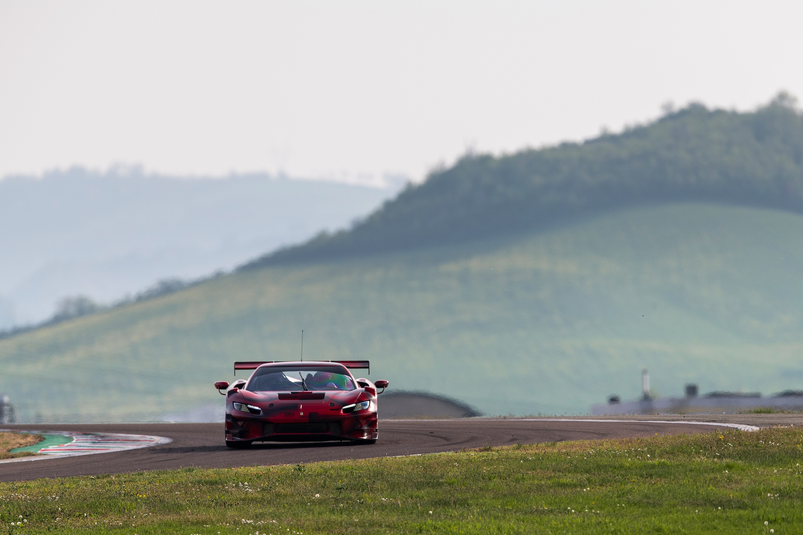 Ferrari 296 GT3, il test a Fiorano