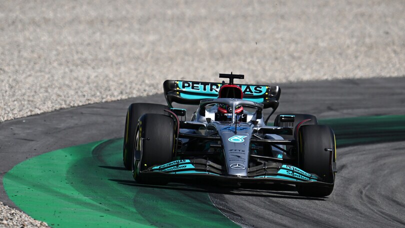 Russell: "Negli ultimi giri una corsa di sopravvivenza"