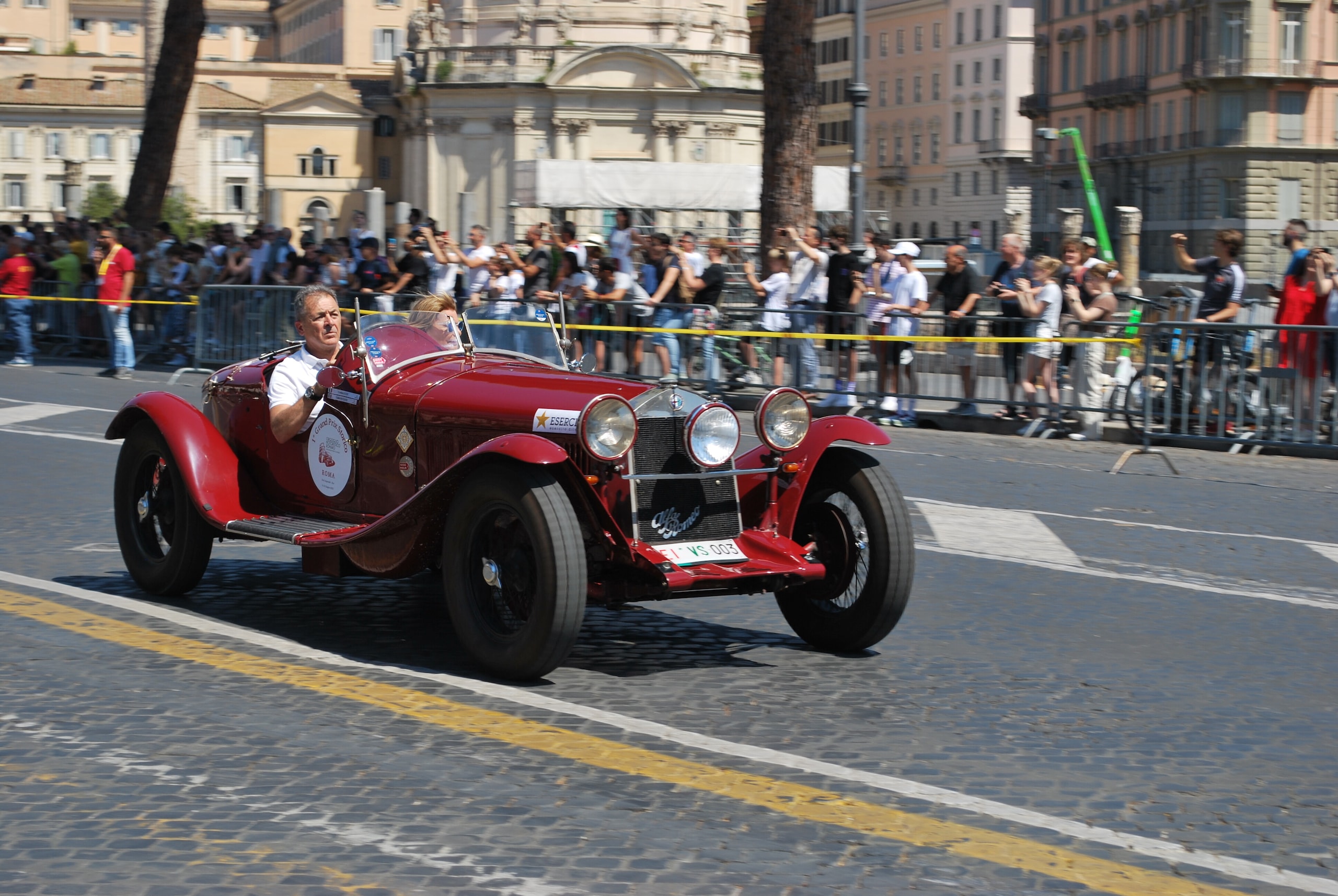 Roma Grand Prix Storico, le vetture in Via dei Fori Imperiali
