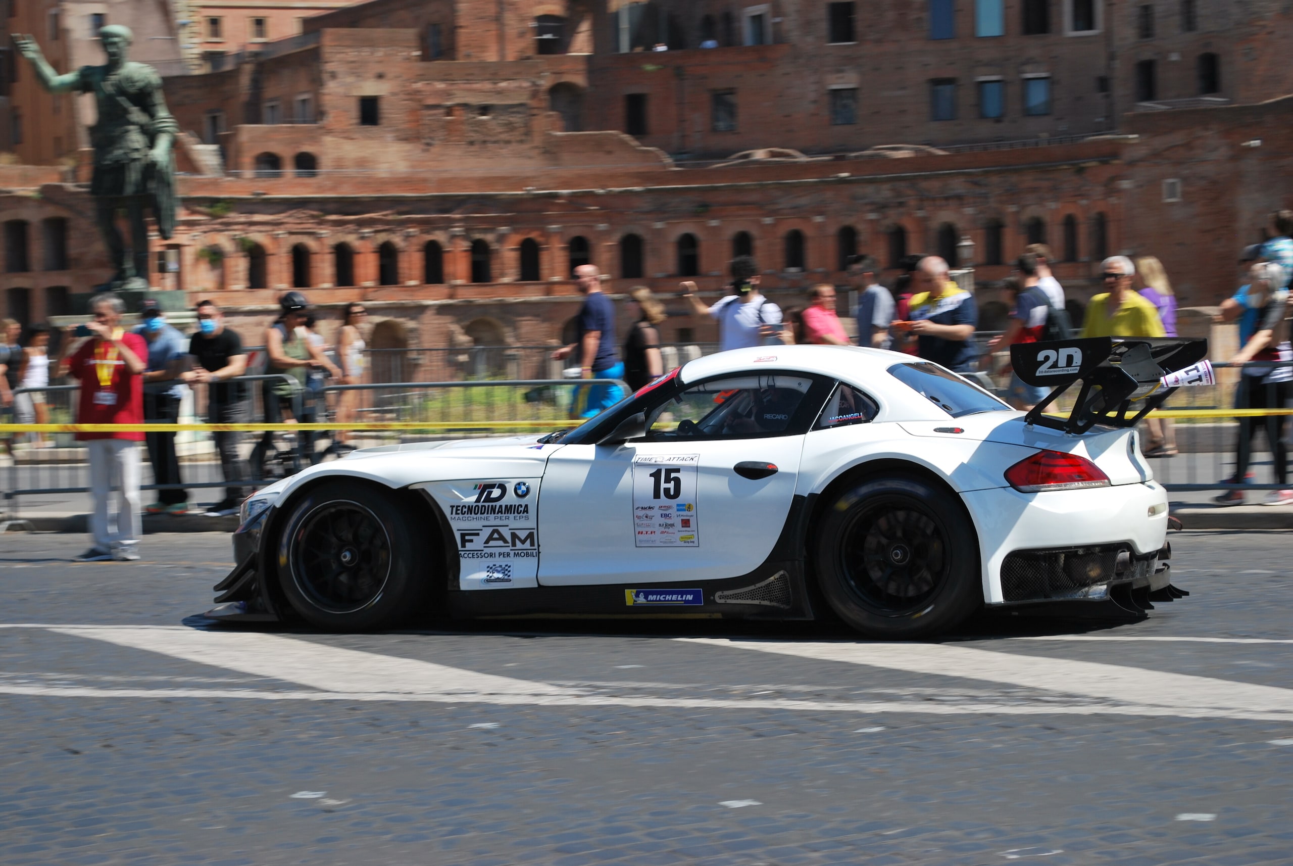 Roma Grand Prix Storico, le vetture in Via dei Fori Imperiali
