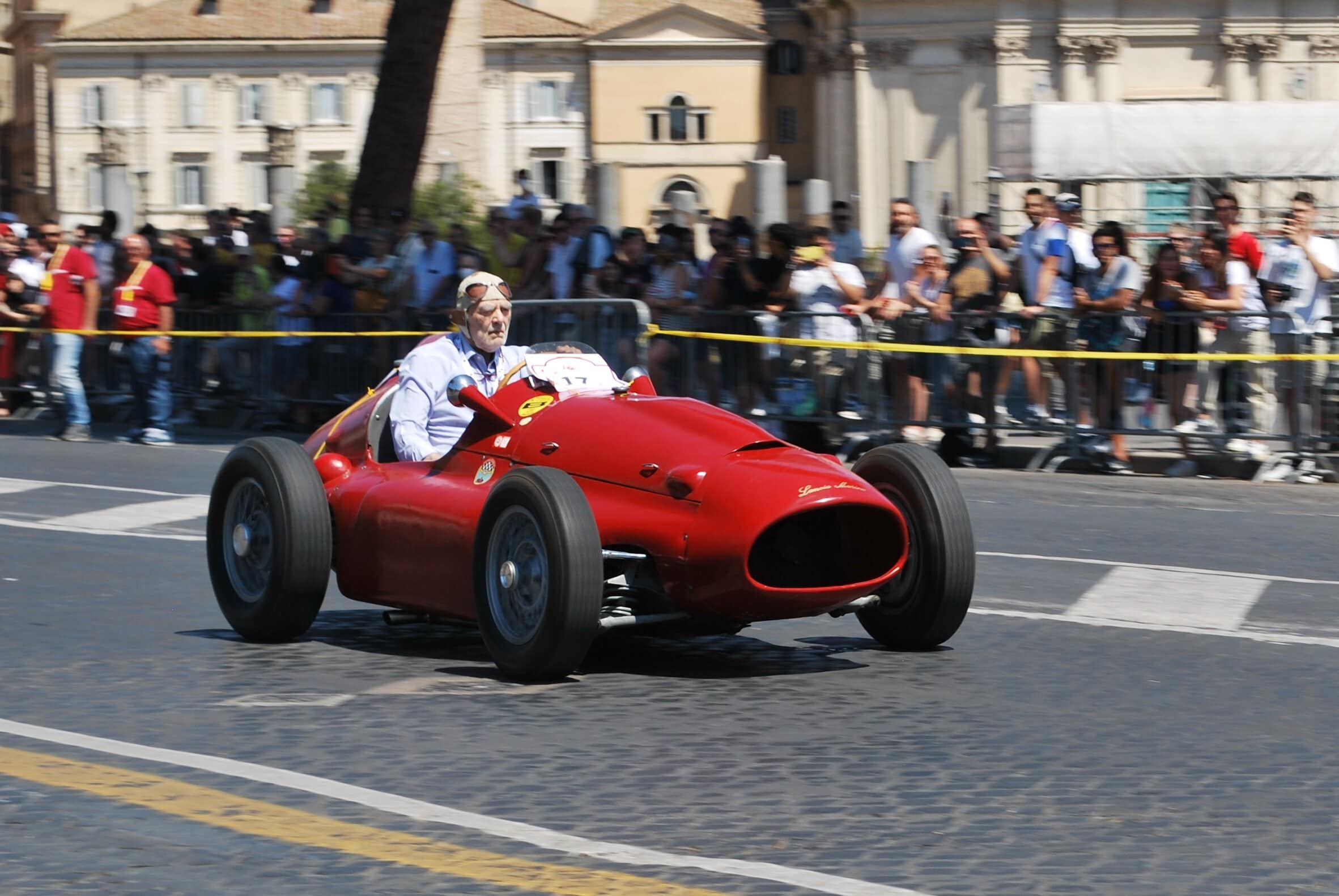 Roma Grand Prix Storico, le vetture in Via dei Fori Imperiali