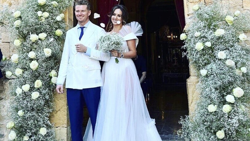 Nico Hulkenberg sposa Egle un anno dopo