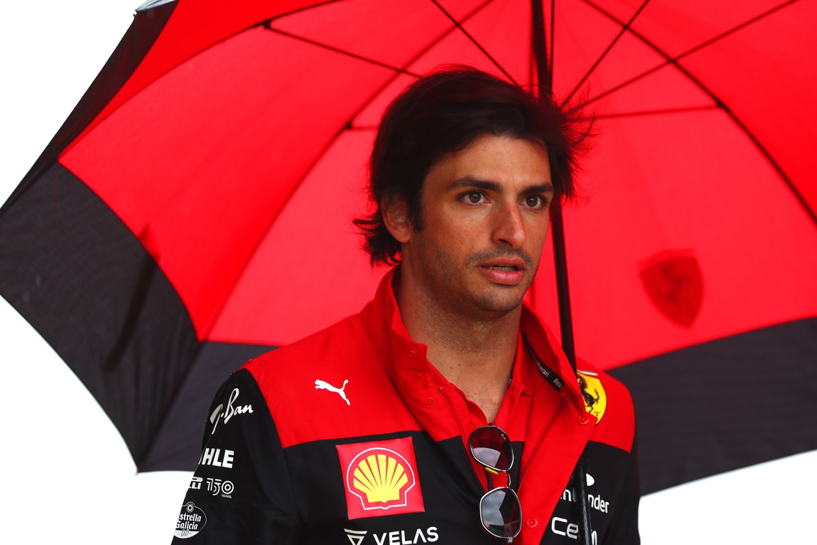 GP Gran Bretagna, FP1: il meteo la fa da padrone