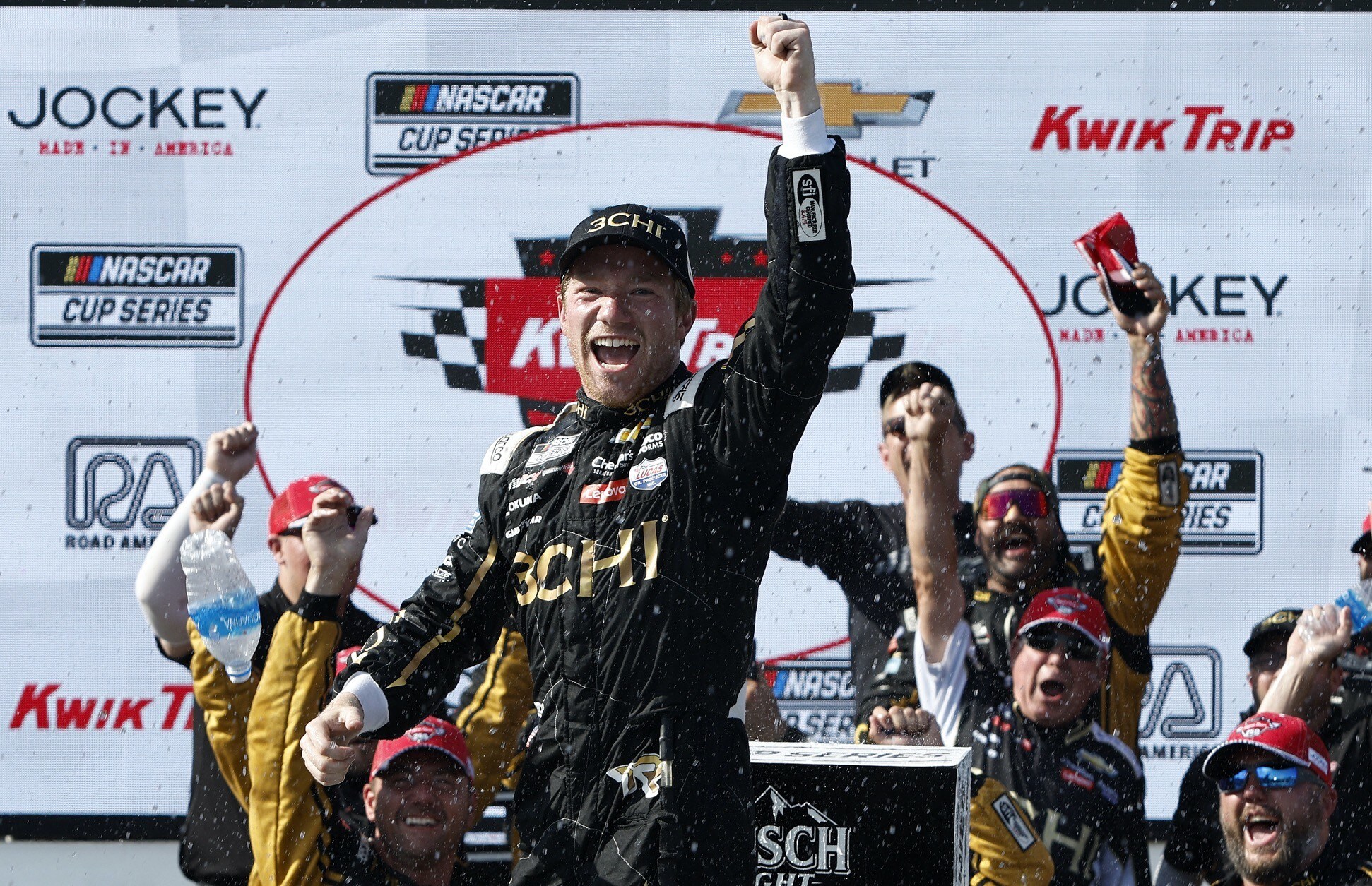 Nascar: a Road America prima vittoria di Reddick