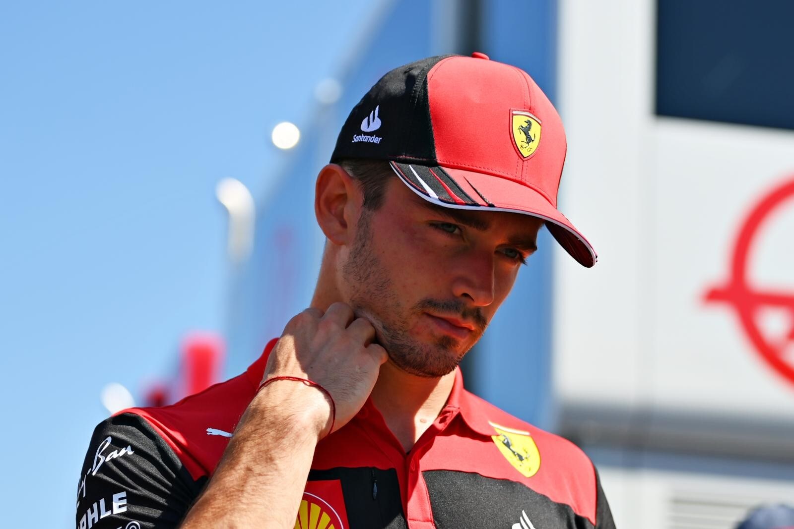 Leclerc finisce a muro nel GP di Francia