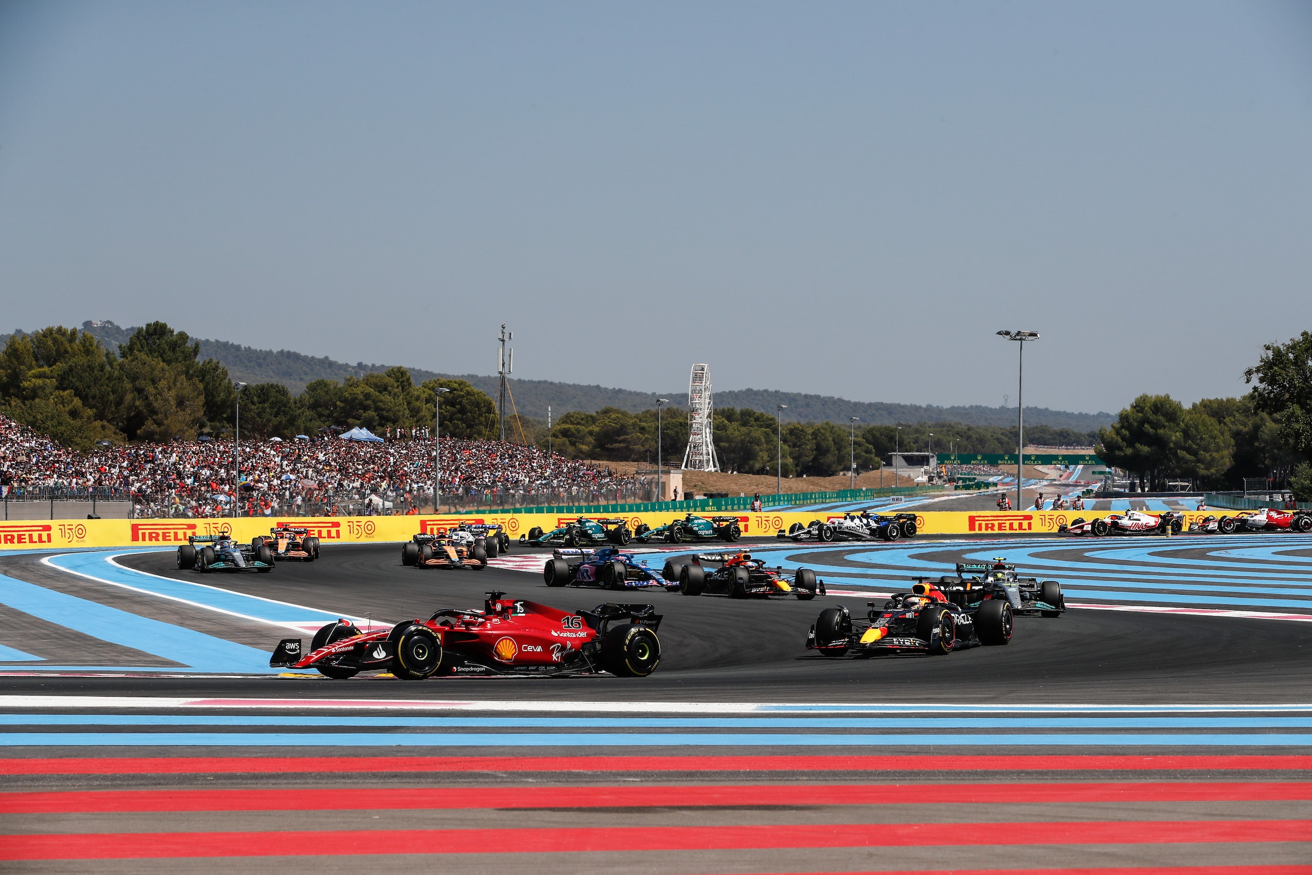 Leclerc finisce a muro nel GP di Francia