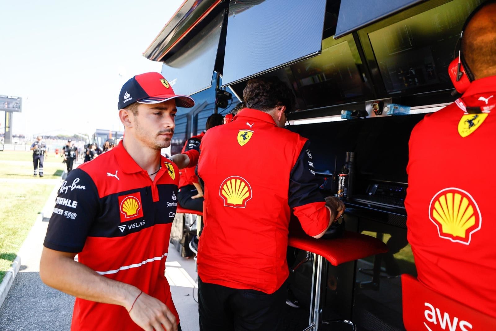 Leclerc finisce a muro nel GP di Francia