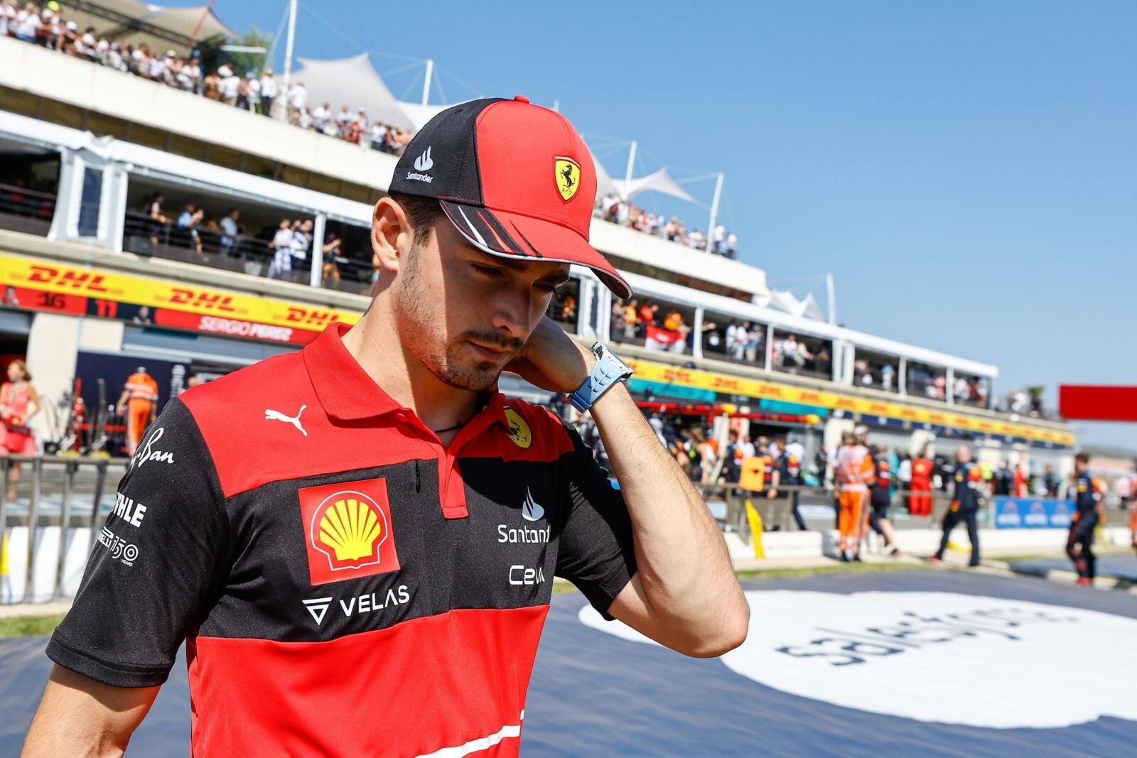 Leclerc finisce a muro nel GP di Francia