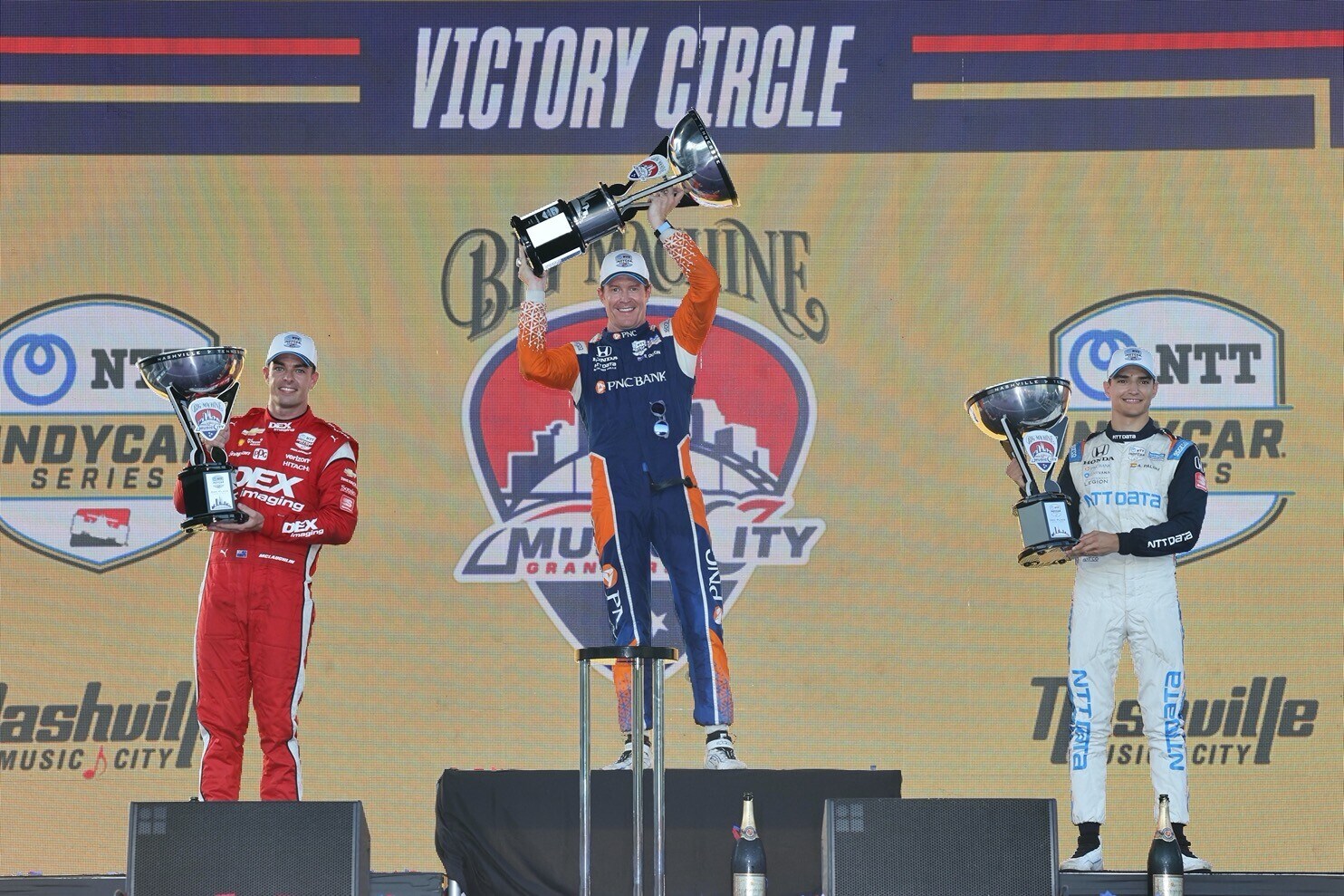 IndyCar: Dixon vince una folle gara a Nashville